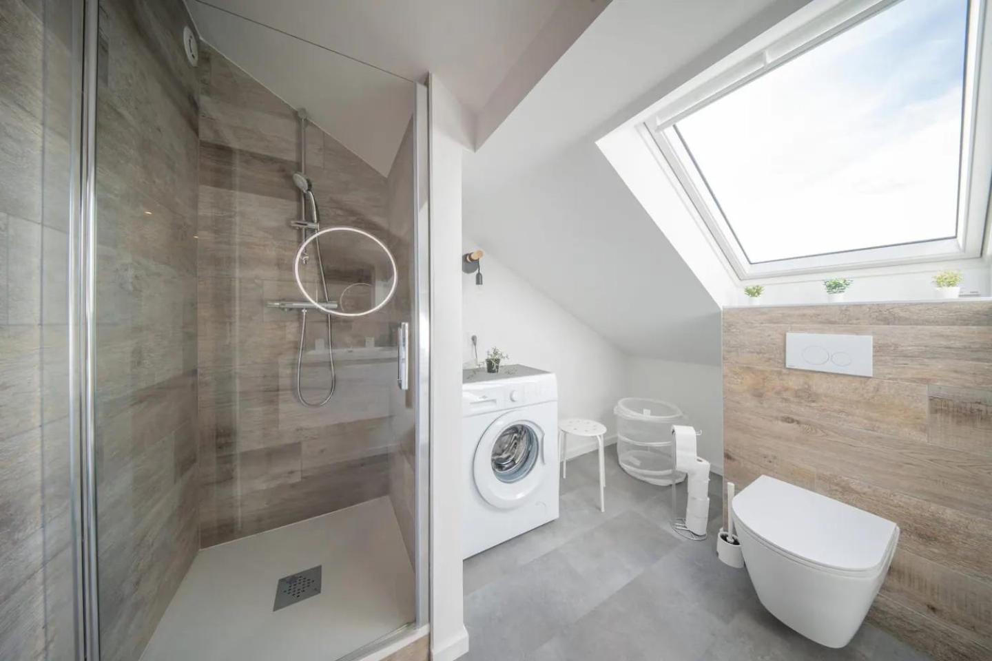 Superbe Appartement Climatise Parking Free Special Eurovision Mulhouse Bagian luar foto